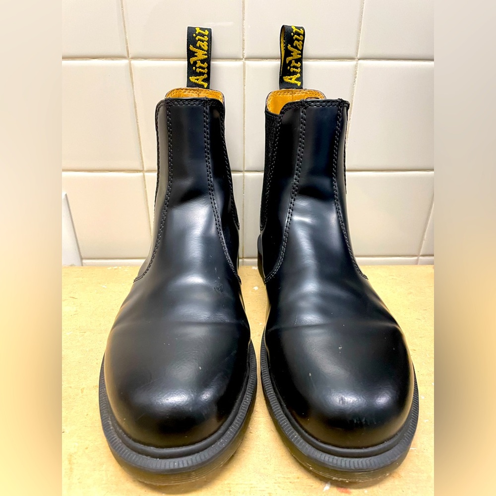 Dr. Martens, 2976 SMOOTH LEATHER CHELSEA BOOTS, Black